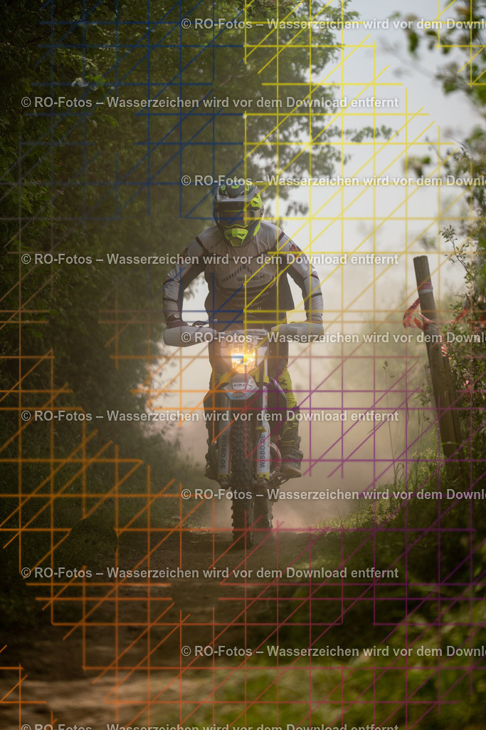 Niederwürzbach 2 Lauf-1189 | Sportfotografie von RO-Fotos: Motorsport, Motocross, Enduro, Laufveranstaltungen und Triathlon. Professionelle Fotos von Sportlern und Events. - Realisiert mit Pictrs.com