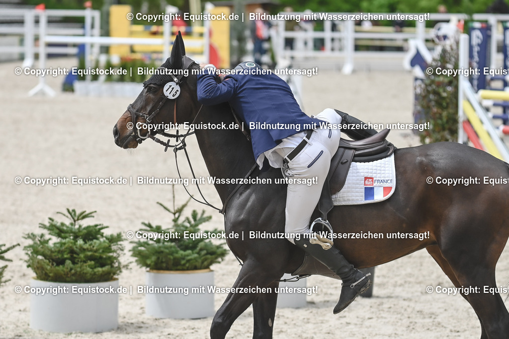 20230514_CCI4_Springen_0180 | equistock