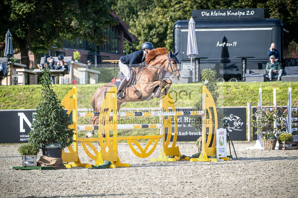DOS_5367 | Entdecke hochwertige Reitturnierfotos von Foto Oger. Professionell, emotional und authentisch – jetzt Lieblingsmomente im Shop bestellen.Deutschlandweite Turnierfotografie. - Realisiert mit Pictrs.com