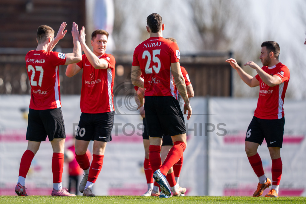 SG Sonnenhof Großaspach vs. KSV Hessen Kassel, Fussball, Regionalliga Südwest, 23. Spieltag, Saison 2025/2026, 07.03.2026 | Loris Maier (SG Sonnenhof Großaspach, #27), Leon Maier (SG Sonnenhof Großaspach, #20), Arbnor Nuraj (SG Sonnenhof Großaspach, #25) und Marius Kunde (SG Sonnenhof Großaspach, #16),SG Sonnenhof Großaspach vs. KSV Hessen Kassel, Fussball, Regionalliga Südwest, 23. Spieltag, Saison 2025/2026, 07.03.2026Foto: photosbyphips/Philip Ziegler