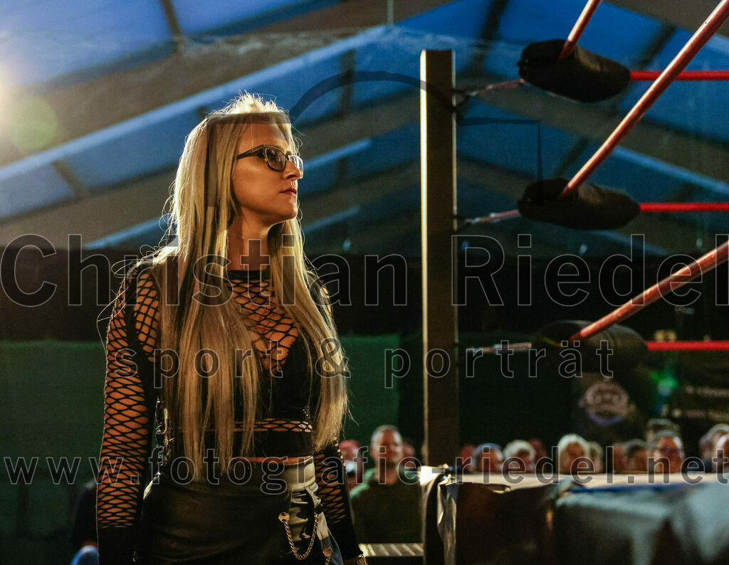 2023-11-11_032_Erding_Wrestlingshow | Erding, Deutschland, 11.11.2023:
Wrestling, Saison 2023, EWS Wrestling ERDING

Foto: Christian Riedel / fotografie-riedel.net