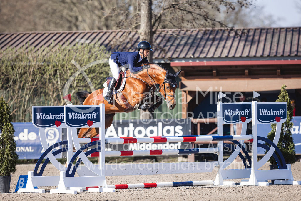 250408_Mühlen_SprPf-A2-235 | Deine schönsten Turniermomente als professionelle Fotos! Entdecke hochwertige Pferdesport-Fotografie im Online-Shop. Jetzt Fotos finden & bestellen!