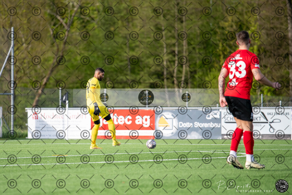 20240427_FC-Rothrist 1 vs FC Windisch_208 | Sport und Naturfotografie von Roberto Esposito zeigt echte Momente Bewegung und die Schönheit der Natur. Ausdrucksstarke Bilder schaffen Emotionen.
