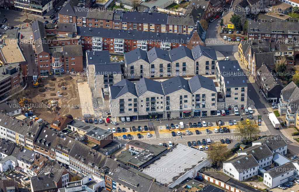 Emmerich230300315 | Luftbild, Baustelle und Neubau vivAtrium Emmerich, Wohnhäuser und Geschäftshäuser am Neumarkt, Emmerich, Emmerich am Rhein, Niederrhein, Nordrhein-Westfalen, Deutschland