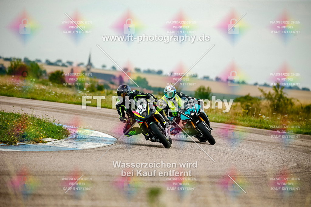 Chambley Juli-2339 | Hier findet Ihr Bilder von Touristenfahrten auf der Nürburgring Nordschleife oder von anderen Veranstaltungen die ich besucht habe. Viel Spass beim Durch Schauen 