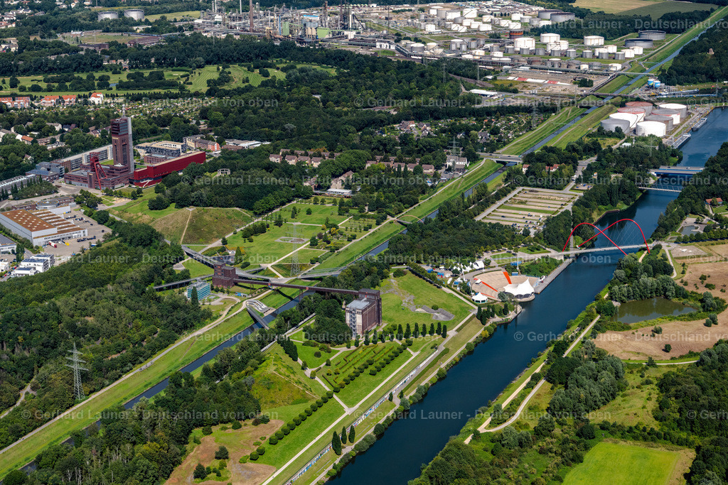 4050040 | Der Nordsternpark ist ein Landschaftspark auf dem Gelände der ehemaligen Zeche Nordstern in Gelsenkirchen. Nach Stilllegung der Zeche Nordstern im Jahr 1993 wurde das Betriebsgelände grundsaniert und in einen Landschaftspark verwandelt. 1997 fand im Park die Bundesgartenschau statt