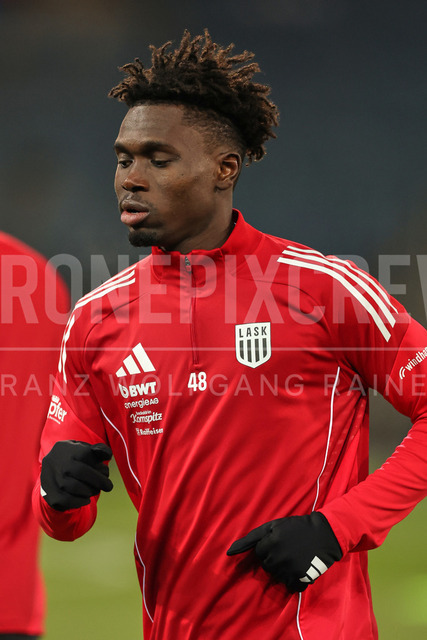 Austrian Bundesliga: Grazer AK 1902 vs LASK | GRAZ, AUSTRIA, 13.DEC.25 - SOCCER - ADMIRAL Bundesliga, Grazer AK 1902 vs LASK. The image shows Modou Keba Cisse (Lask).