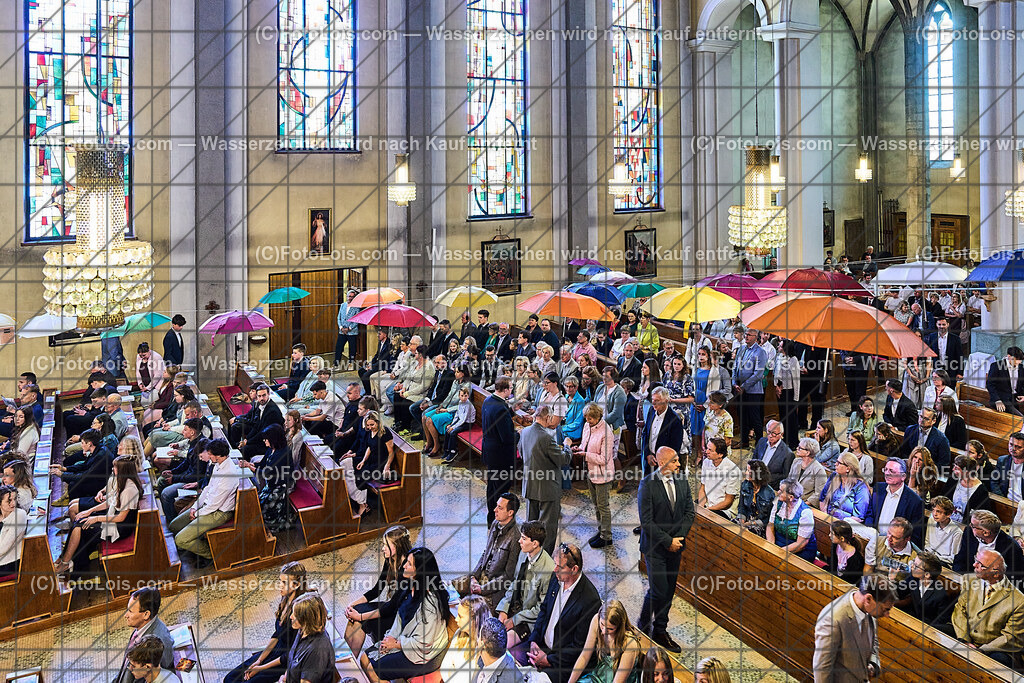 ALP1219_PfarrFirmung Wieselburg_Kirchenraum Dekoration | (C)FotoLois.com, Alois Spandl, Firmung in der Pfarrkirche Wieselburg mit Generalvikar Dr. Christoph Weiss, Dechant Pfarrer Daniel Kostrzycki und Monignore Franz Dammerer, Sa 15. Juni 2024.