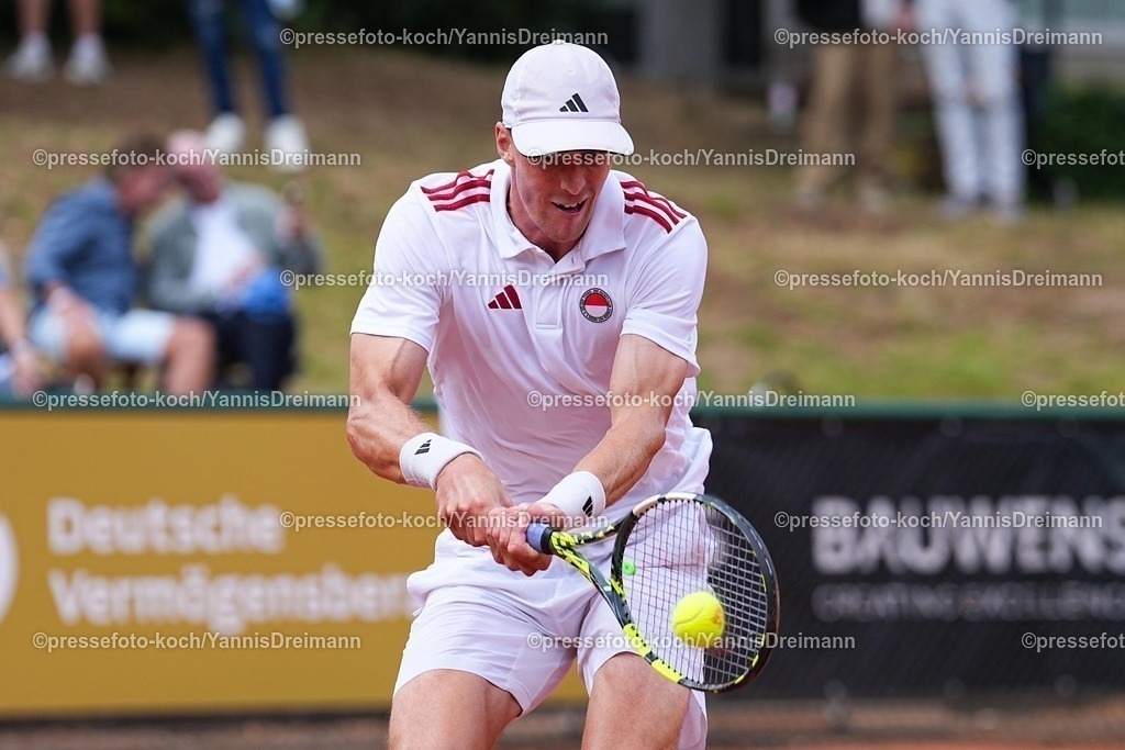 xYDR11072501032 | 11.07.2025, xydrx, Köln, Tennis, 1.Bundesliga Herren, Kölner THC Stadion Rot-Weiss 1 - TC Bredeney 1, Tennisanlage Olympiaweg: Jan Choinski (Kölner THC Stadion Rot-Weiss 1)