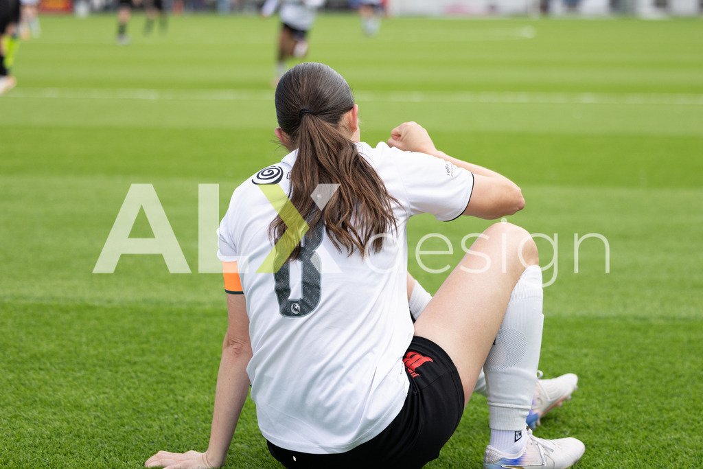 Fußball I Frauen I Saison 2025-2026 I Frauen 3. Liga | FVRZ Gruppe 2 | 18. Spieltag I Spielvereinigung Schaffhausen Damen 1 - Team Furttal Zürich I 17.05.2026 | Hochwertige Sportfotos kaufen & lizenzieren für Medien, Vereine, Agenturen & Sportler:innen. Entdecke professionelle Sportfotografie im Bildshop von Alexander Franzen. - Realisiert mit Pictrs.com