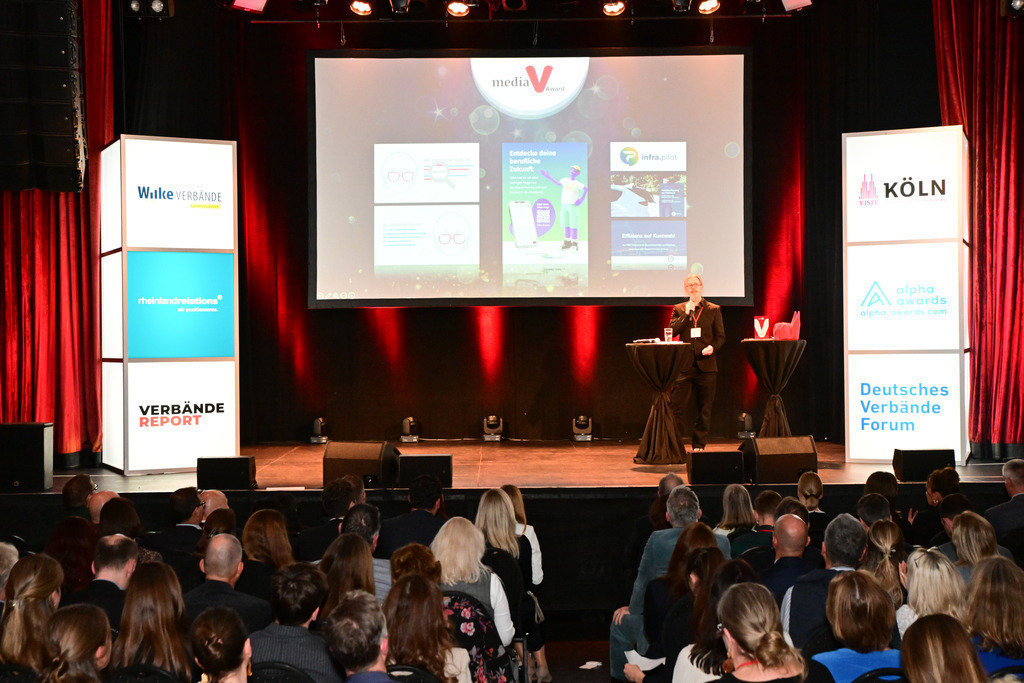 0346Media_V_Award_2025_Foto_Stefan_Wernz | Fotograf Köln - Realisiert mit Pictrs.com