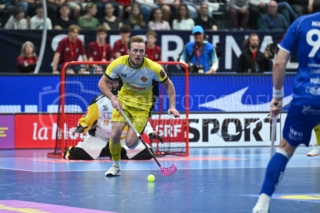 Zug United - HC Rychenberg - 25. April 2026 | Oskar Weissbach (#6 HC Rychenberg Winterthur) am L-UPL Superfinal-Spiel zwischen Zug United und HC Rychenberg am 25. April 2026 in der BCF Arena, Fribourg, Schweiz.Bild: Sportfotografie Markus Aeschimann | www.markus-aeschimann.ch - Realisiert mit Pictrs.com