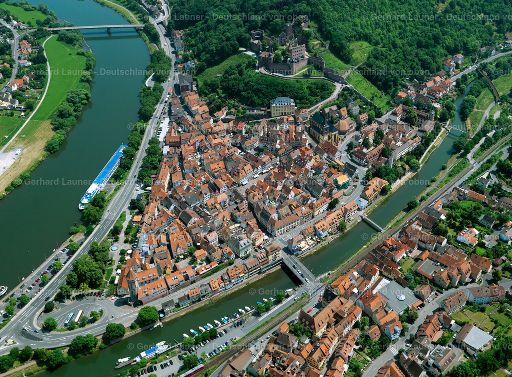 3088185 | Taubermündung in den Main bei Wertheim Altstadt