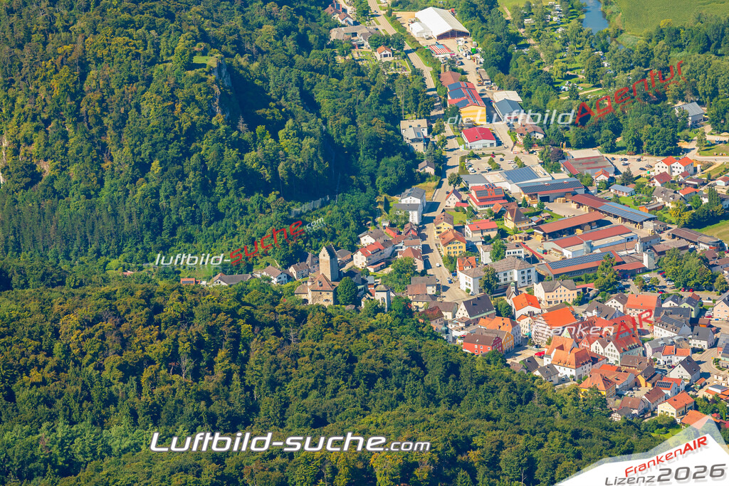 Luftaufnahme von  Kipfenberg - Die Luftaufnahme wurde 2025 vom UL-Flugzeug heraus erstellt ( keine Drohne ) - Hochauflösende Luftaufnahme - für professionelle Ausdrucke geeignet. Die Geschenkidee !Mit Lizenz und Bildrechte bestellbar