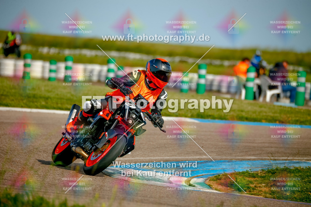 _MOT0504 | Hier findet Ihr Bilder von Touristenfahrten auf der Nürburgring Nordschleife oder von anderen Veranstaltungen die ich besucht habe. Viel Spass beim Durch Schauen 