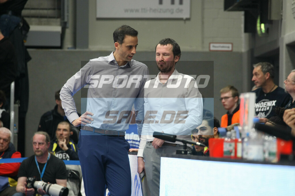 Phoenix Hagen - Uni Baskets Paderborn | Chris Harris und Johannes Hülsmann - © Sportfoto-Sale (MK) - Realisiert mit Pictrs.com