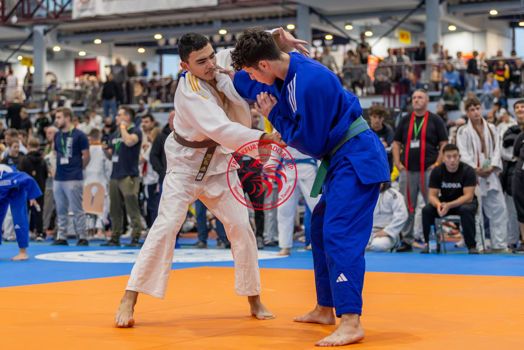 Internationaler Adler Cup 2024 | Foto vom Internationalen Adler Cup Judo Turnier im Sport- und Freizeitzentrum Kalbach im Oktober 2024 - Realisiert mit Pictrs.com