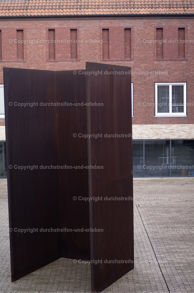 Fassbinder von Richard Serra Münster | Fassbinder von Richard Serra Münster - Realisiert mit Pictrs.com
