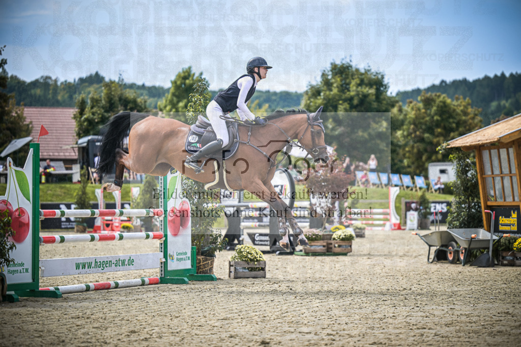 DOS_5816 | Entdecke hochwertige Reitturnierfotos von Foto Oger. Professionell, emotional und authentisch – jetzt Lieblingsmomente im Shop bestellen.Deutschlandweite Turnierfotografie. - Realisiert mit Pictrs.com