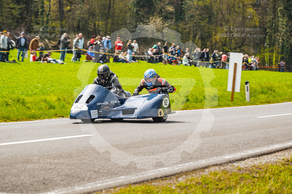 0608 - Bergrennen Landshaag2026 | BREITBILD Austria Webshop

Finde Fotos von: Breitbild, Breitbild Austria, Landshaag, Europeanbikers, KTM, BMW, Bergrennen, Bikeporn, Carporn, Bikes, Cars, Fotografie, Oberösterreich, Österreich, Berufsfotograf, Motorradteile Ganster, Julbach, Pannoniari - Realisiert mit Pictrs.com