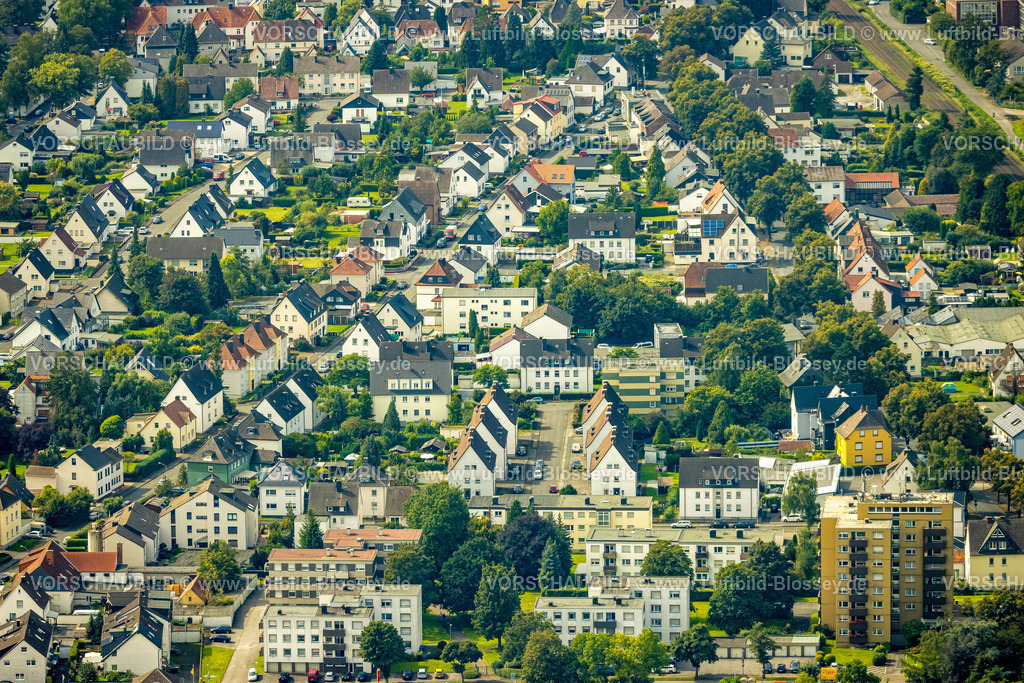 Froendenberg230901824 | Luftbild, Wohngebiet-Ost Westicker Straße, Wohnen und Leben in Fröndenberg, Fröndenberg, Ruhrgebiet, Nordrhein-Westfalen, Deutschland