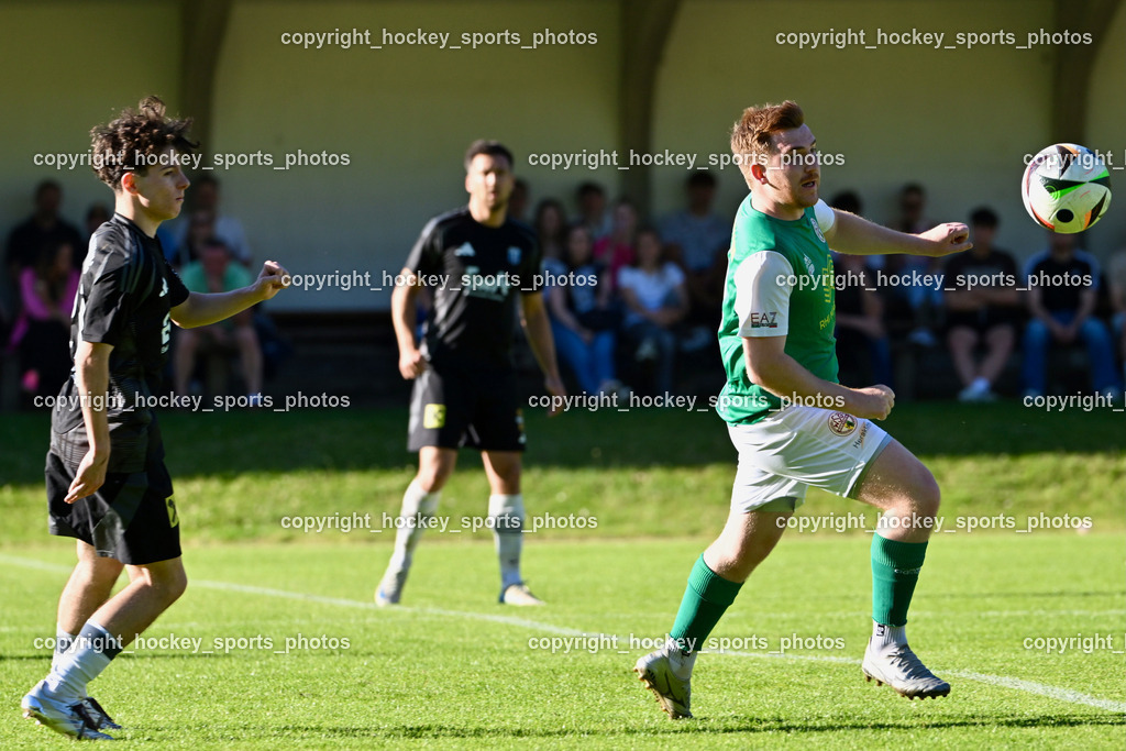 WSG Radenthein vs. URC Thal Assling | #22 Samuel Stephan Schönegger URC Thal Assling, #14 Fabian Kurt Feichter WSG Radenthein, WSG Radenthein vs. URC Thal Assling, WSG Radenthein vs. URC Thal Assling am 30.05.2025 in Radenthein (Sportplatz Radenthein), Austria, (Photo by Bernd Stefan)