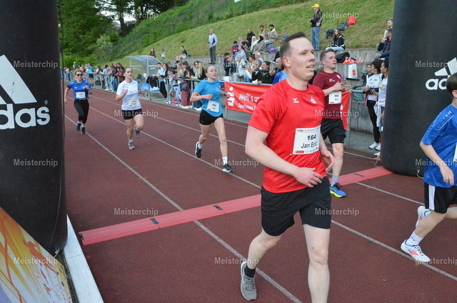 DSC_0221 | Meisterchip Fotoshop - Realisiert mit Pictrs.com