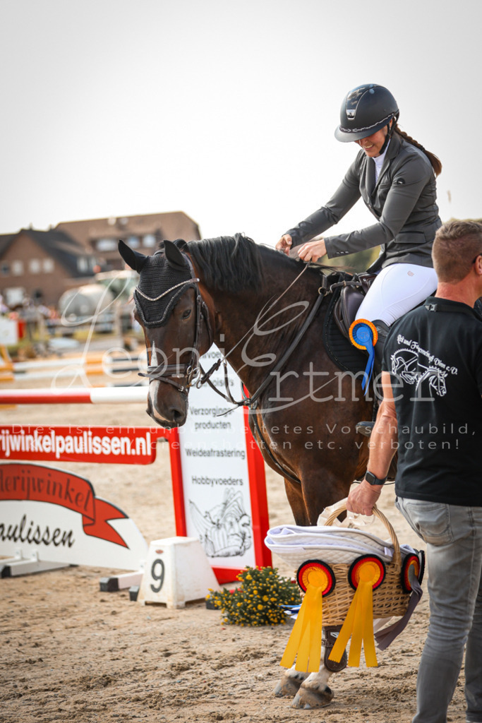 24.FrSpA00232 | Leoni Ertmer Photography - Realisiert mit Pictrs.com