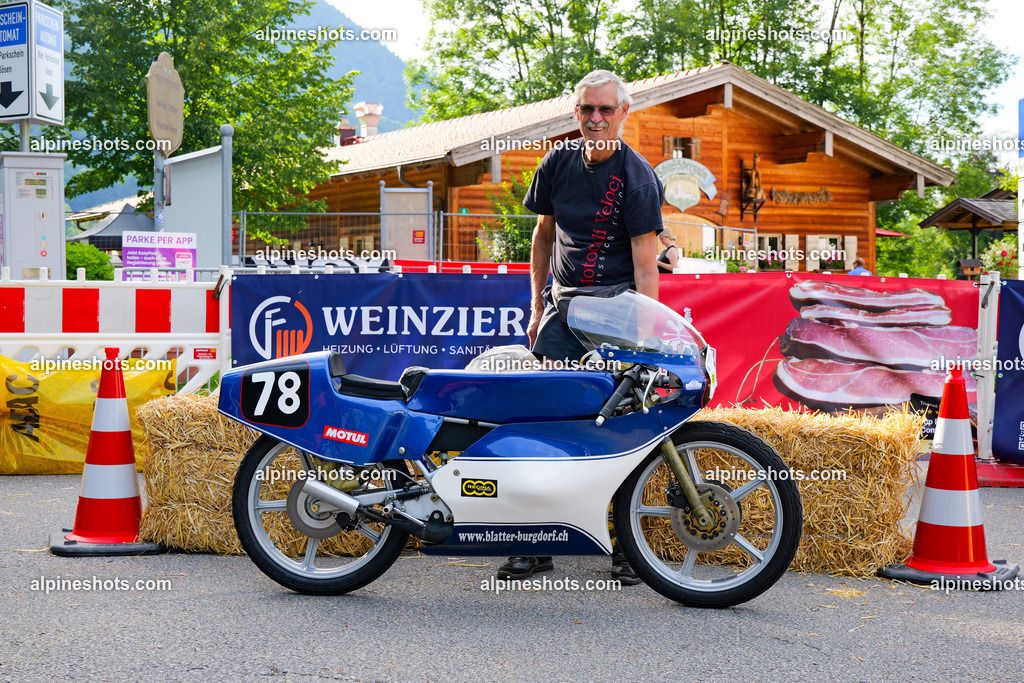 P1014670 | Erleben Sie atemberaubende, hochqualitative Fotos Ihrer Fahrt entlang der malerischen Alpenstraßen. Besuchen Sie alpineshots.com, um professionelle Aufnahmen Ihrer unvergesslichen Reise zu finden und zu kaufen - Realisiert mit Pictrs.com