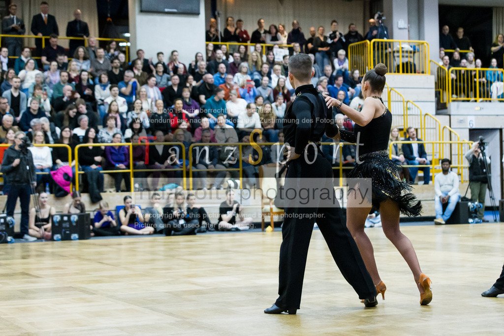 202603145_RL_Lat-Formationen_Nbg_6336 | Tanzsportbilder, Standardtanz, Lateintanz, WDSF, DTV, LTVB, dancecomp, goc, hessen tanzt, blaues band der spree, walzer, tango, wiener walzer, slowfox, quickstepp, samba, rumba, cha-cha-cha, paso doble. jive, hd-kroft photography, turniertanzsport