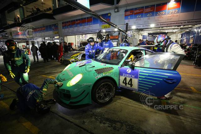Motorsports / 24 Stunden Nürburgring 2015, Nürburgring-Nordschleife, GER | 24 Stunden Nürburgring 2015, Nürburgring-NordschleifeFoto: Gruppe C GmbH - Realisiert mit Pictrs.com