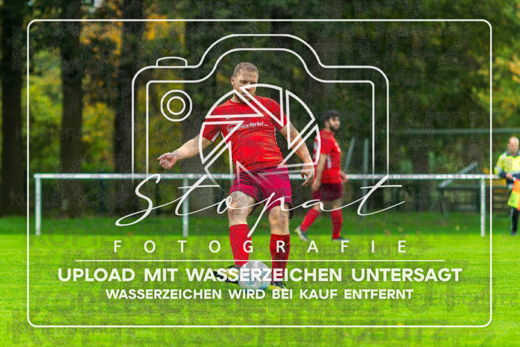 FSFSLEN-1011 | Ronald Mattert (Eintracht Leinetal 4 #07) beim Herren 3. Kreisklasse HK Spiel zwischen FG Fulde-Stellichte 2 und Eintracht Leinetal 4 im Fulder Zentralstadion, Fulde (Simon Paul Stopat) - Realisiert mit Pictrs.com