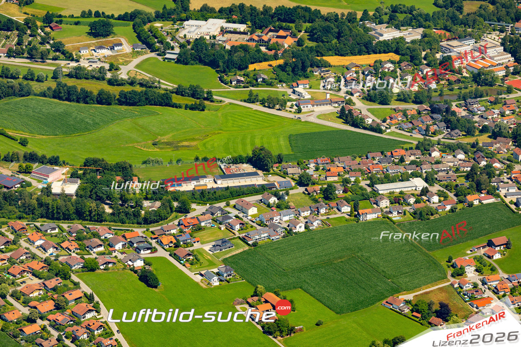 Die Luftaufnahme Gehstorf - Bad Kötzting wurde 2022 vom Flugzeug aus (keine Drohne) erstellt. Hohe Auflösung -für große Poster und Wandbilder geeignet - Garantiert!