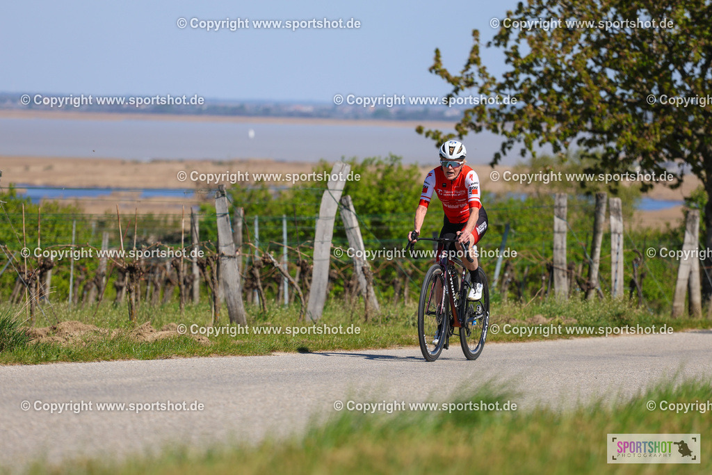 IMG_9590 | @sportshot_your_pictrs #yourpictures#roadtowm2029 #nrm #neusiedlerseeradmarathon #neusiedlersee #neusiedlerseetourismus #burgenland #mörbisch #nrm26 #burgenlandtourismus #voglundco #poweredbyburgenlandtourismus #radsport #rad #marathon #ucigranfondo #visitburgenland #ucigranfondoworldseries