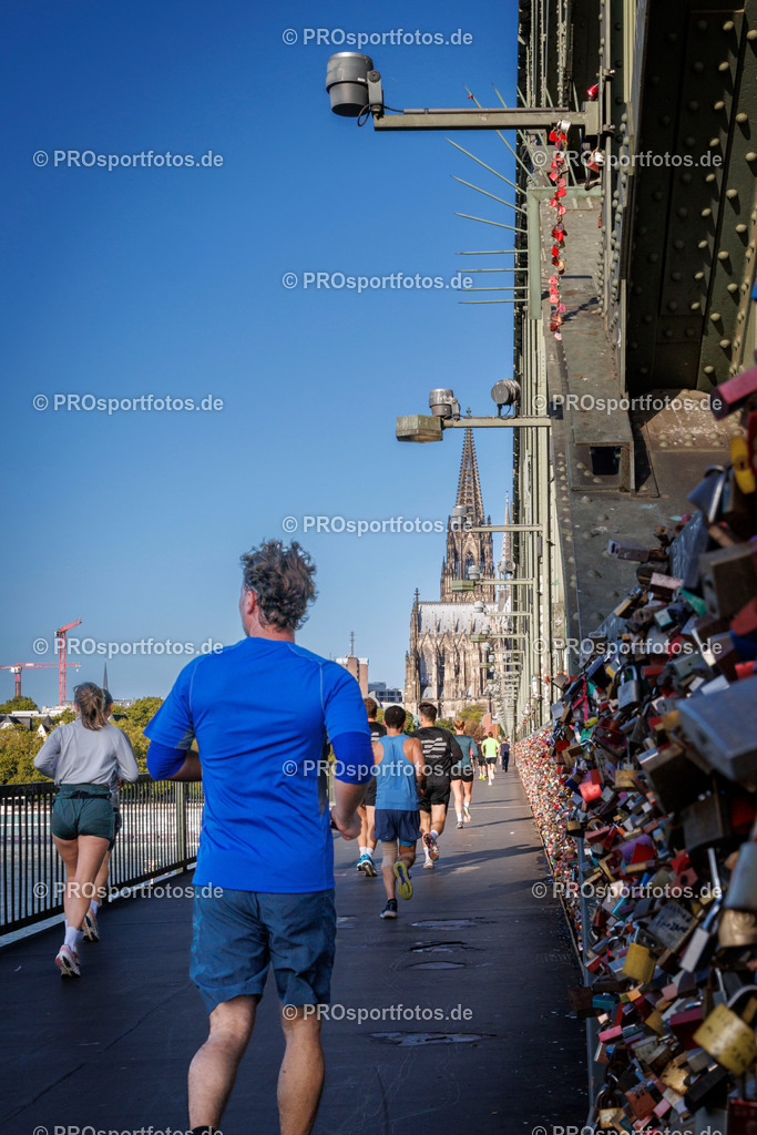 Brückenlauf Halbmarathon des ASV Köln; Köln, 14.09.25 | Impressionen vom Brückenlauf Halbmarathon des ASV Köln am 14.09.25 in Köln (Deutschland). Foto: BEAUTIFUL SPORTS/Bernd Hoffmann