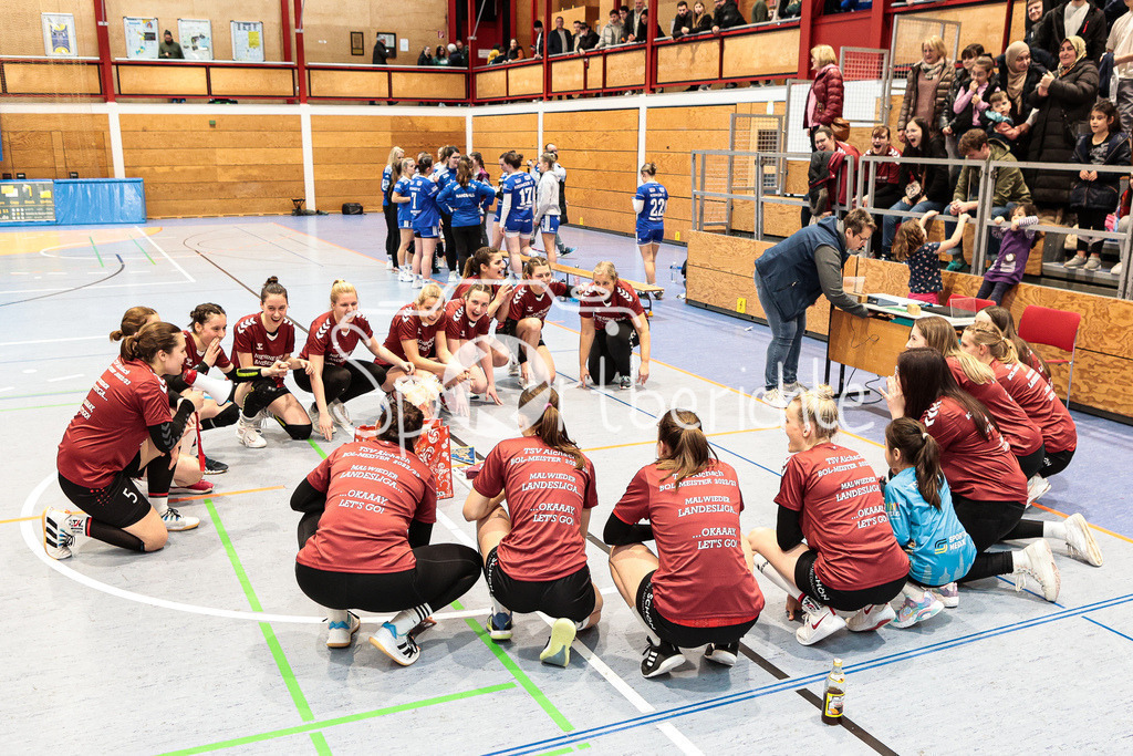 Kissinger SC - TSV Aichach | Professionelle Sportfotos aus den Bereichen Fußball, Eishockey, Handball und vieles mehr. Ob Sieg oder Niederlage