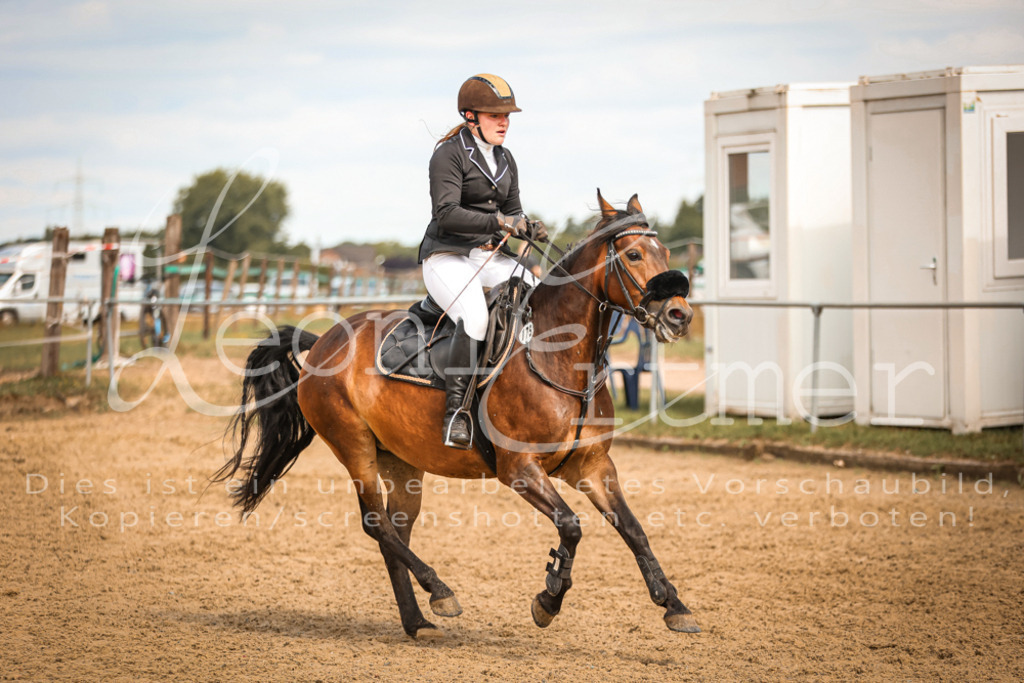 05.SoSpWB00133 | Leoni Ertmer Photography - Realisiert mit Pictrs.com