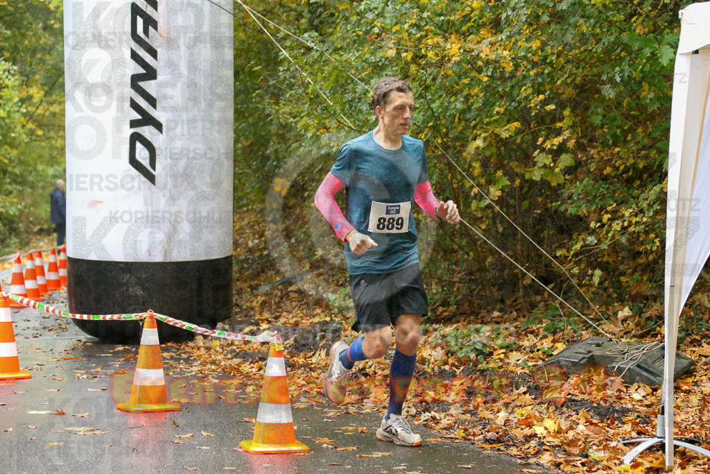 241027_0910_EX1_3258 | Sportfotografie im Rhein-Sieg Kreis, Köln, Bonn, NRW, Rheinland Pfalz, Hessen, etc. Unser Tätigkeitsfeld umfasst den Laufsport vom Volkslauf über den Marathon, Duathlon, Triathon bis zum Ultralauf wie Kölnpfad Ultra oder Schindertrail.