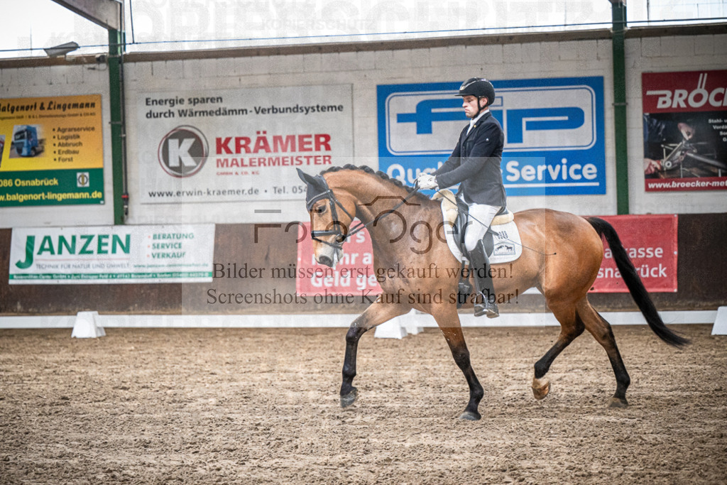 DOS_1021 | Entdecke hochwertige Reitturnierfotos von Foto Oger. Professionell, emotional und authentisch – jetzt Lieblingsmomente im Shop bestellen.Deutschlandweite Turnierfotografie. - Realisiert mit Pictrs.com