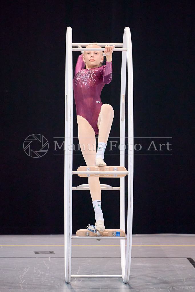 A-DSC03408 | Professionelle Sportfotografie in Hamburg, Schleswig-Holstein und Niedersachsen – spezialisiert auf Rhönrad, Geräteturnen, Leistungsturnen und rhythmische Sportgymnastik. Bundesweite Begleitung von Rhönrad-Events. Jetzt Sport-Fotos - Realisiert mit Pictrs.com