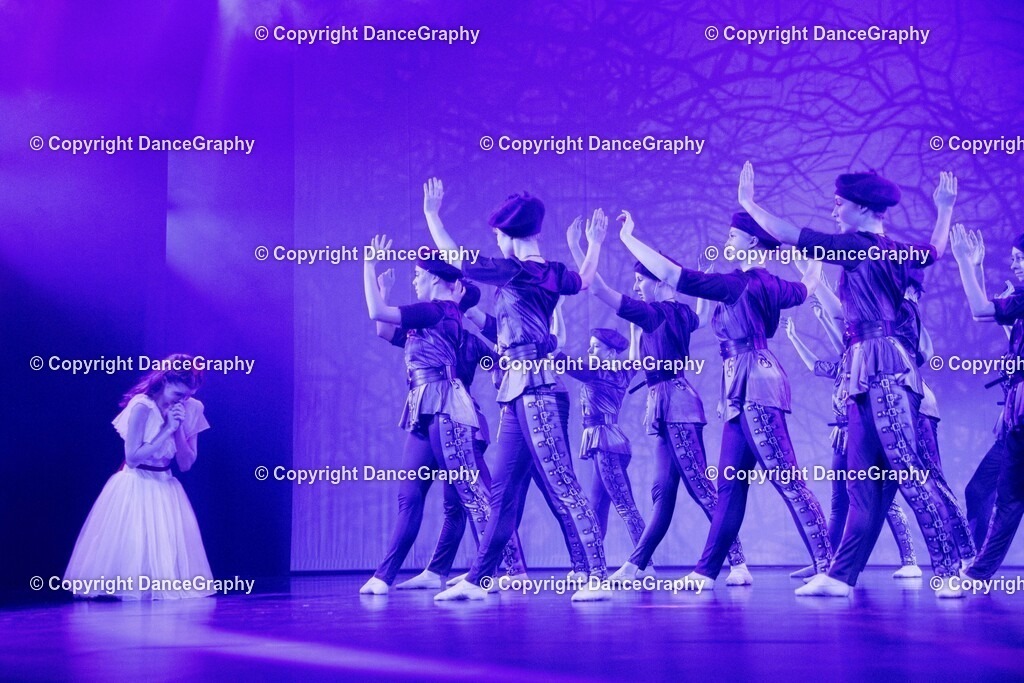 GPHY2763 | DanceGraphy - Realisiert mit Pictrs.com