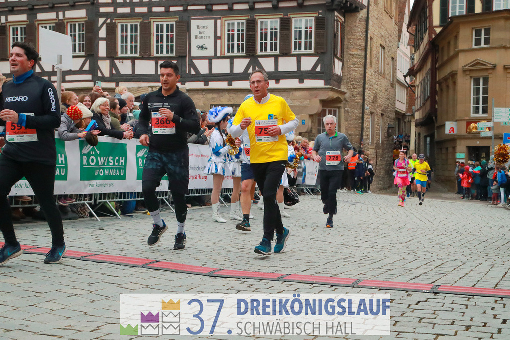 VR Bank Hauptlauf 10000m | 3 Koenigslauf 2023 - Realisiert mit Pictrs.com