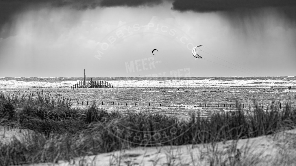 Hochwasser am Strand | Liter am Strand von St. Peter-Ording