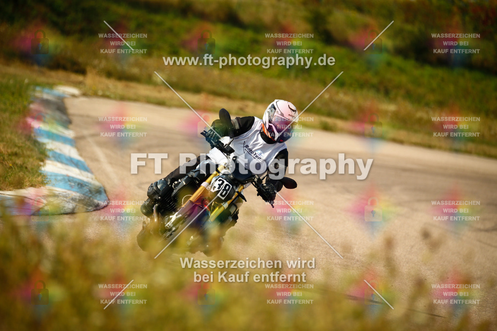 _MOT6584 | Hier findet Ihr Bilder von Touristenfahrten auf der Nürburgring Nordschleife oder von anderen Veranstaltungen die ich besucht habe. Viel Spass beim Durch Schauen 