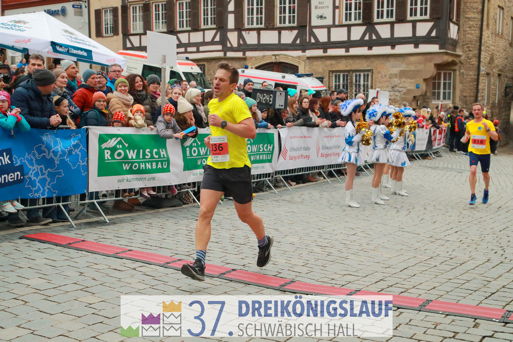 VR Bank Hauptlauf 10000m | 3 Koenigslauf 2023 - Realisiert mit Pictrs.com