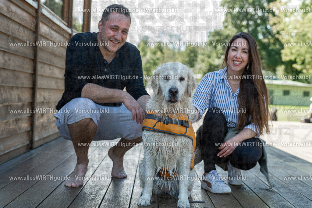 Hundeschwimmen_Volksbad_2026-allesWIRTHgut_Tierfotografie-2609061344-7R500918 | Professionelle Tierfotografie in Mönchengladbach von Daniel Wirth (allesWIRTHgut). Liebevolle & natürliche Bilder von Hunden & Katzen für unvergessliche Erinnerungen.