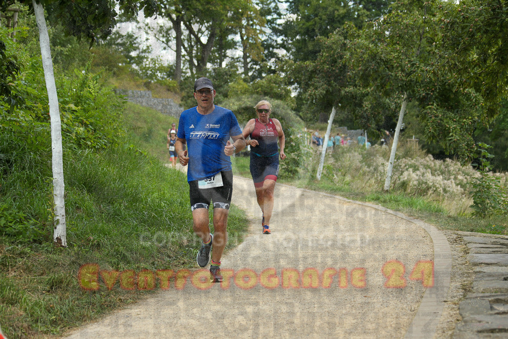 250824_1353_EX1_4160 | Sportfotografie im Rhein-Sieg Kreis, Köln, Bonn, NRW, Rheinland Pfalz, Hessen, etc. Unser Tätigkeitsfeld umfasst den Laufsport vom Volkslauf über den Marathon, Duathlon, Triathon bis zum Ultralauf wie Kölnpfad Ultra oder Schindertrail.