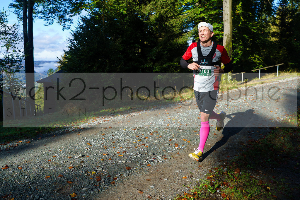 Herbstlauf 2024 | Rennsteig-Herbstlauf von Neuhaus am Rennweg nach Masserberg am 6. Oktober 2024