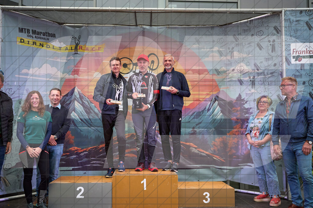 Betriebszentrum Laubenbachmühle, Frankenfels, Österreich - 13. September 2025: Dirndltal Race - Fun und Trophy Race - SiegerehrungFotograf: Martin Bihounek / martinbihounek.com | 13. September 2025 Betriebszentrum Laubenbachmühle, Frankenfels, Österreich : Dirndltal Race - Fun und Trophy Race - Siegerehrung •••••Photo by: Martin Bihounek / martinbihounek.comInsta: @martinbihounekcom