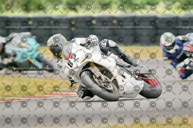 25bt05-1281 | markuskiefer.com - Realisiert mit Pictrs.com